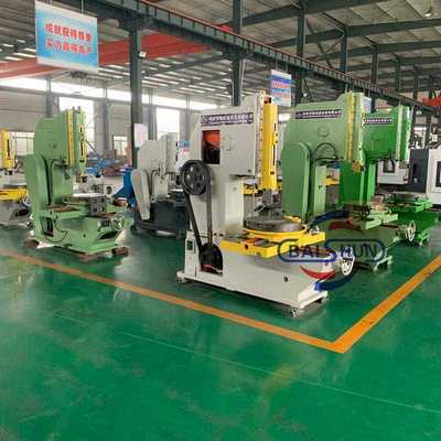 B5040 Вертикальная слот-машина 400 мм Максимальная длина слот-машины управление ПЛК